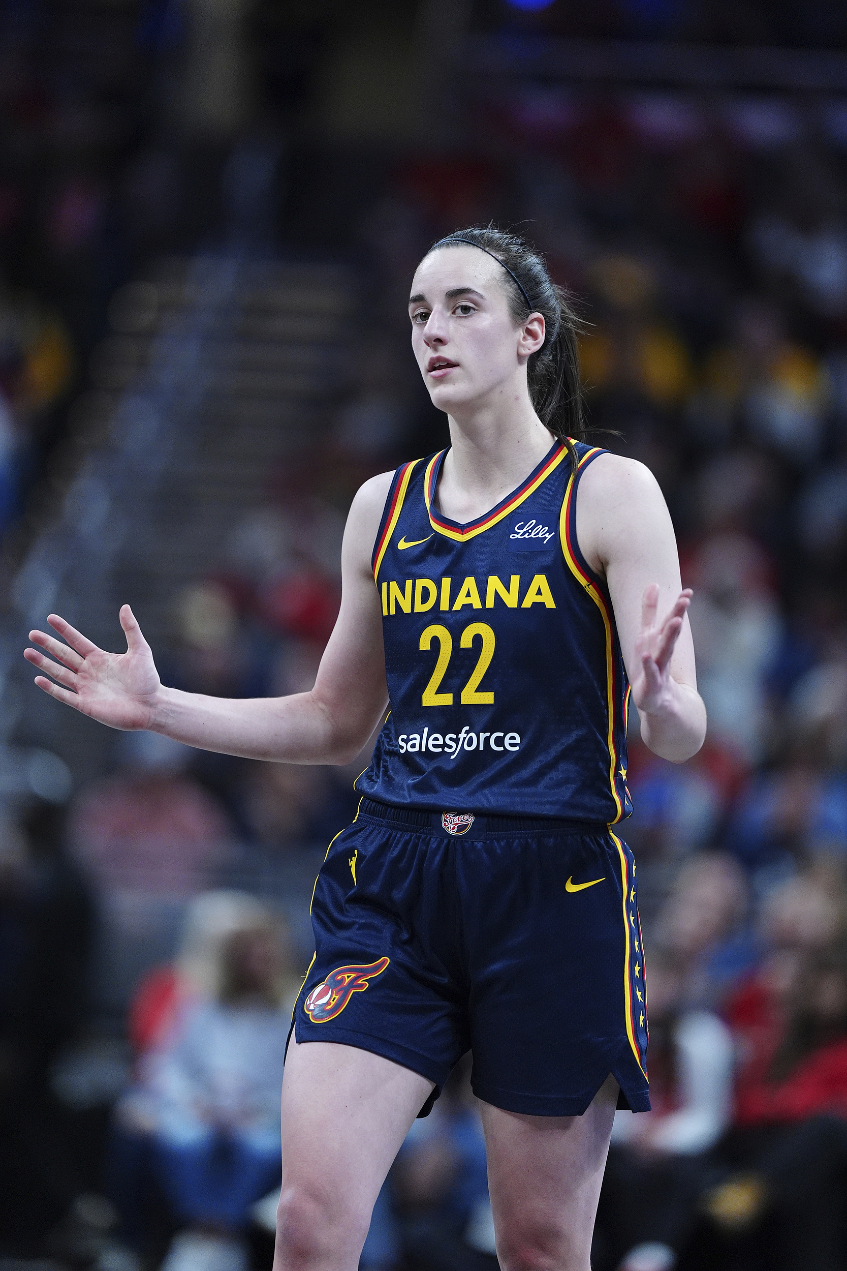 🥰幸运星！当克拉克现场观战时，步行者季后赛七战全胜保持不败