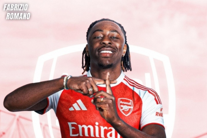 星空体育app下载-詹俊：埃泽加盟枪手也是争取国家队首发重要一步，他是大赛型球员