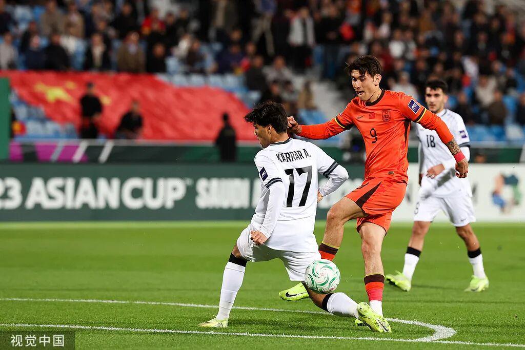 星空体育在线入口-拜合拉木：比分不是很理想 目标是小组第一出线